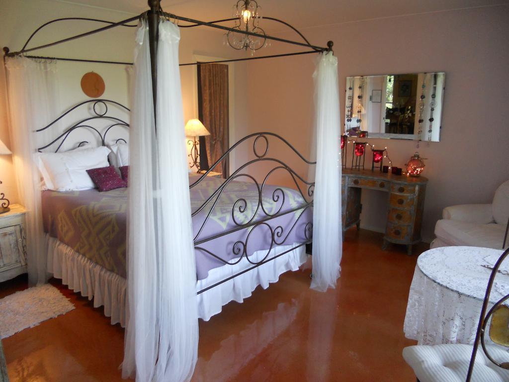 Casa Del Sol Bed And Breakfast Лейквей Номер фото
