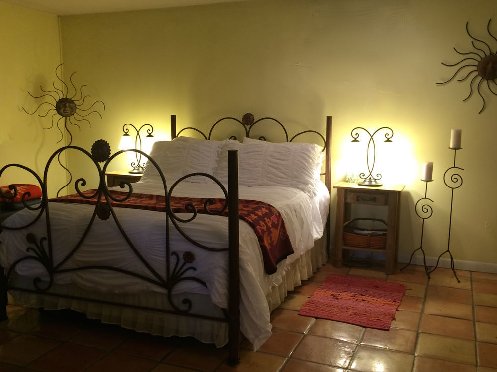 Casa Del Sol Bed And Breakfast Лейквей Екстер'єр фото