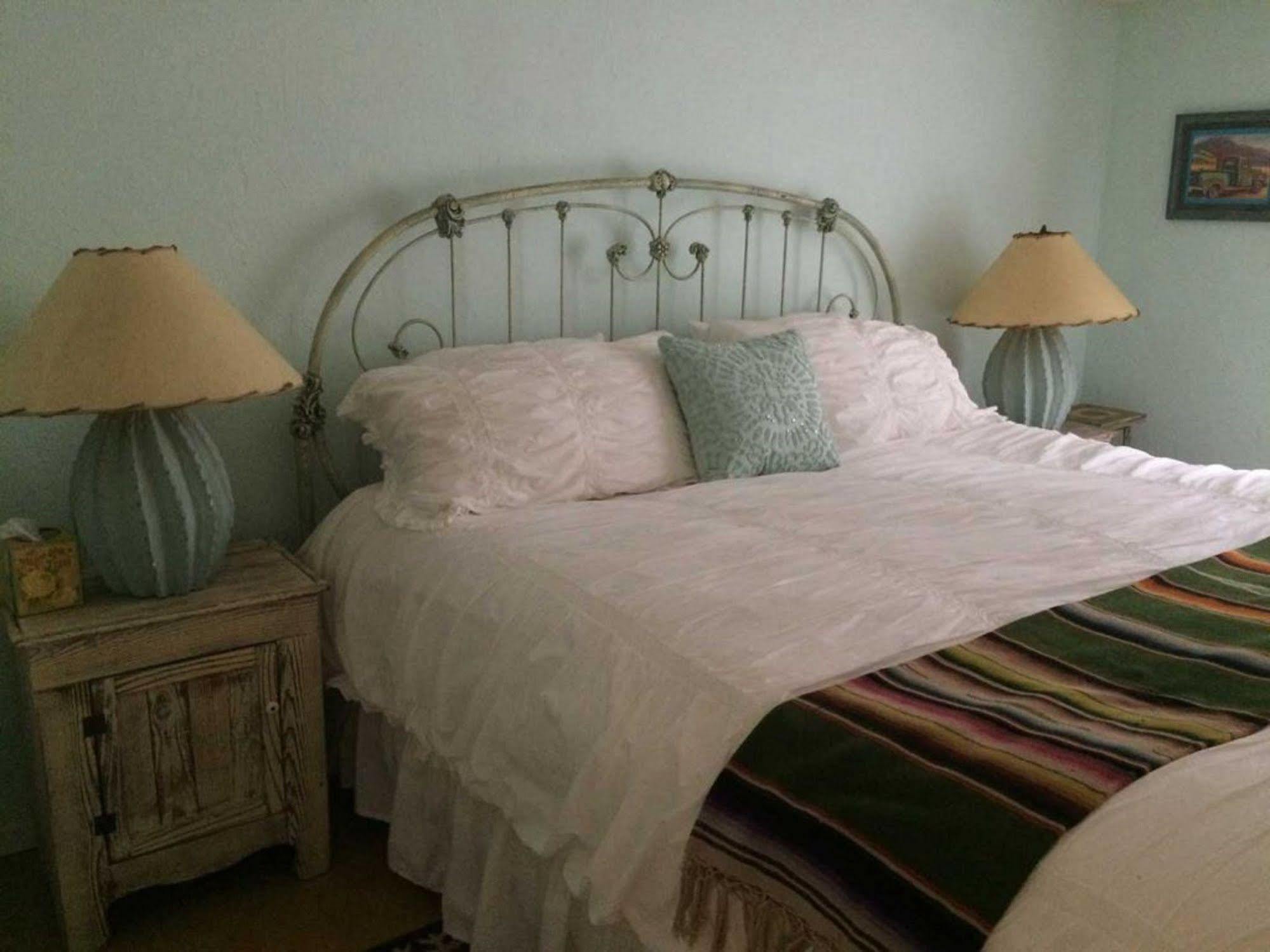 Casa Del Sol Bed And Breakfast Лейквей Екстер'єр фото
