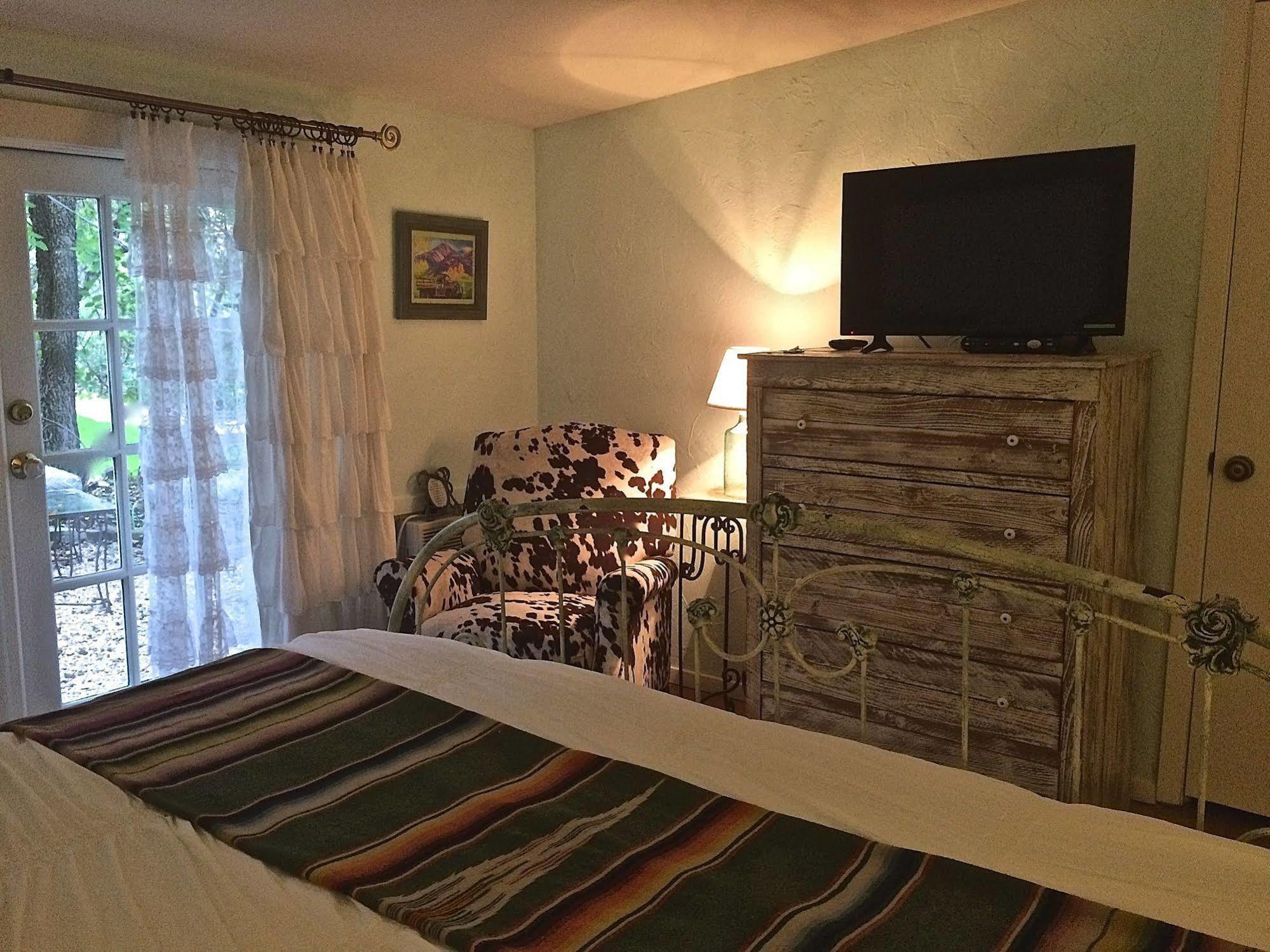 Casa Del Sol Bed And Breakfast Лейквей Екстер'єр фото