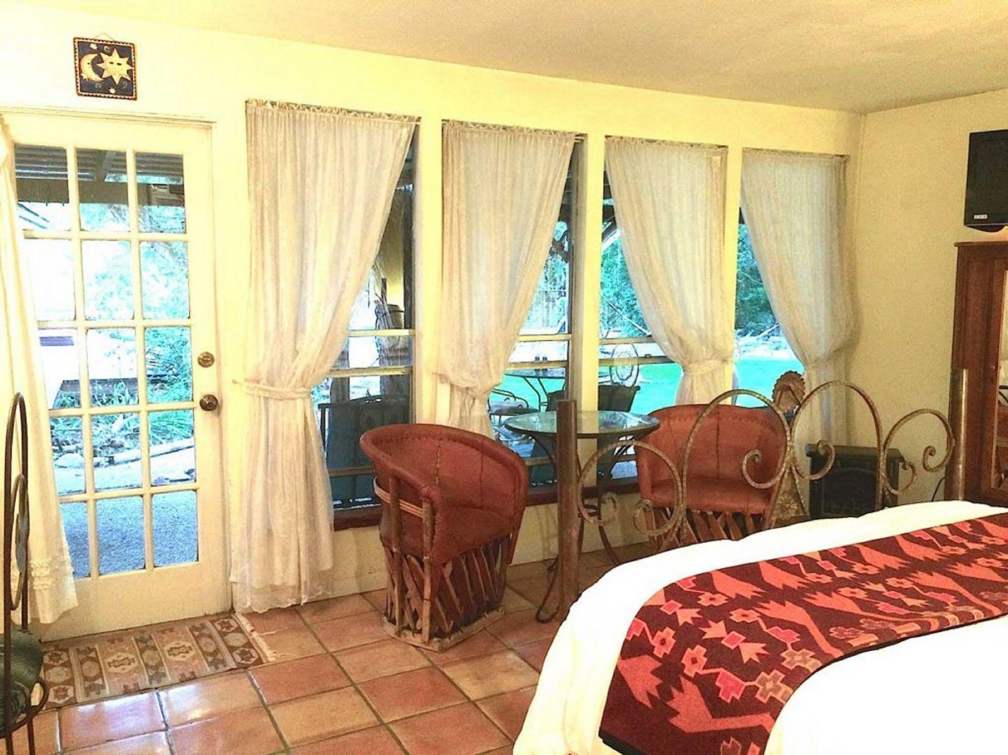 Casa Del Sol Bed And Breakfast Лейквей Екстер'єр фото